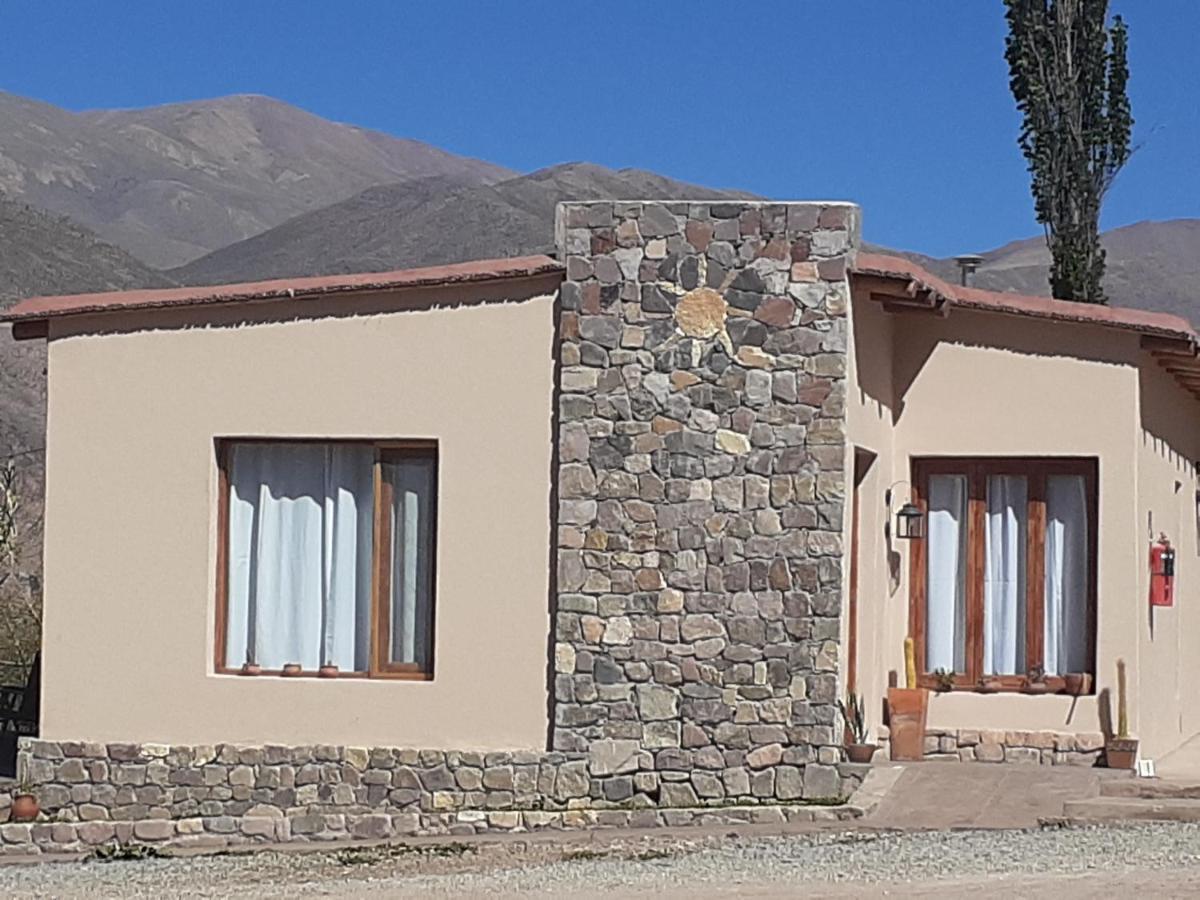 Tierra Primitiva Apartment Tilcara Bagian luar foto